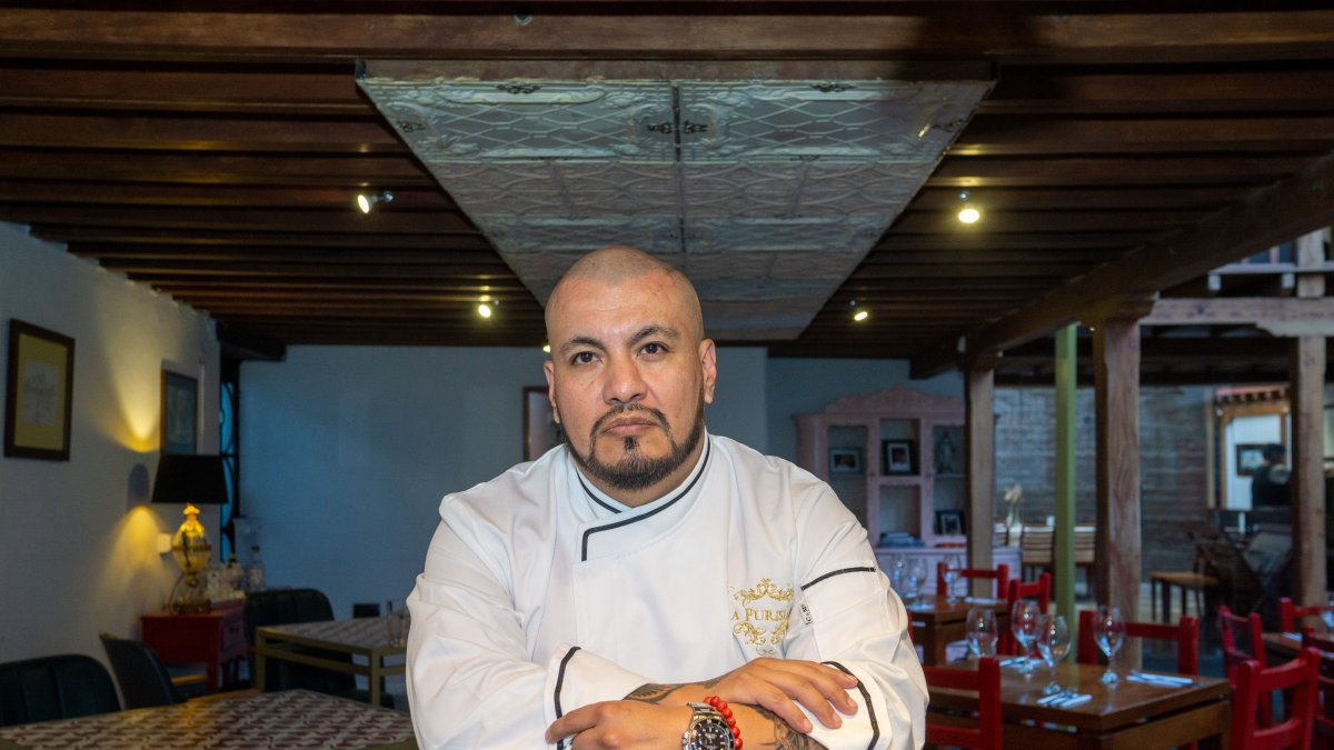 El chef Carlos Fuentes es el alma detrás de la cocina de La Purísima, propuesta que fundó tras varios años en el extranjero.