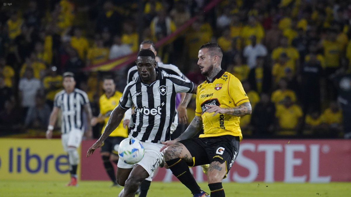 Barcelona y Botafogo igualaron a un gol en el juego de ida en Guayaquil.