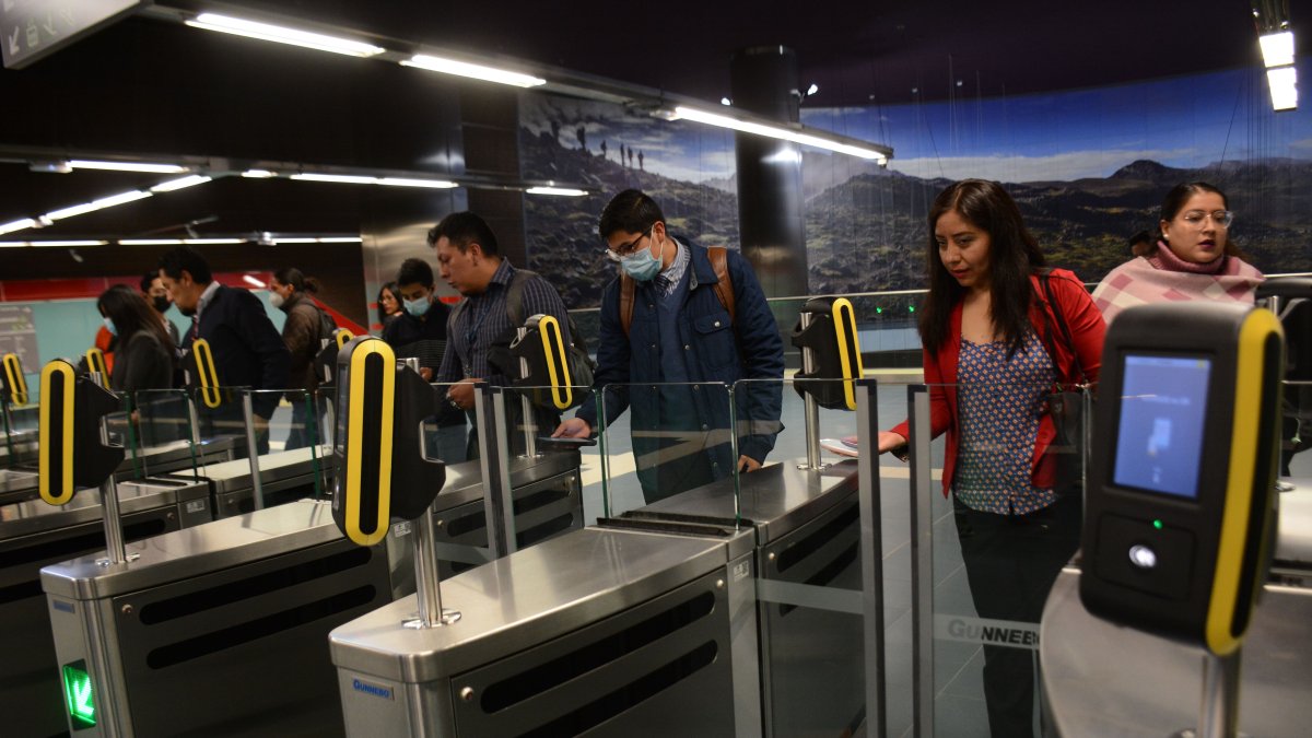 El Concejo Metropolitano aprobó el Sistema Integrado de Recaudo para unificar pagos en el transporte público de Quito.