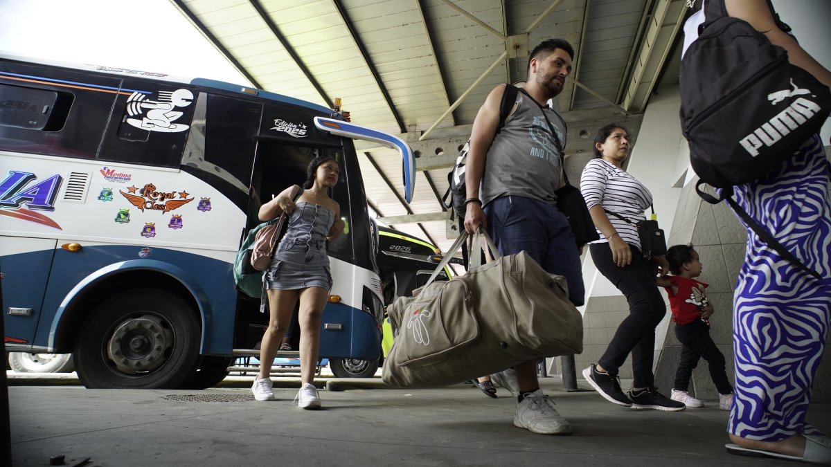 Conductores y pasajeros han tenido que alterar sus horarios.
