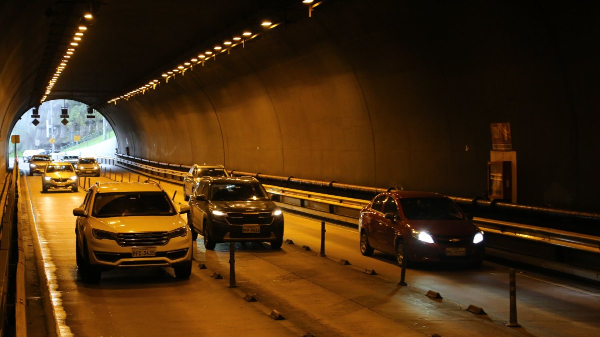 Desde el 9 de marzo se habilitó el carril central del túnel Guayasamín.