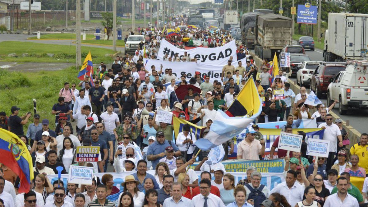 Bancada Ciudadana de la Revolución Ciudadana difunde comunicado sobre frente binacional en Rumichaca.