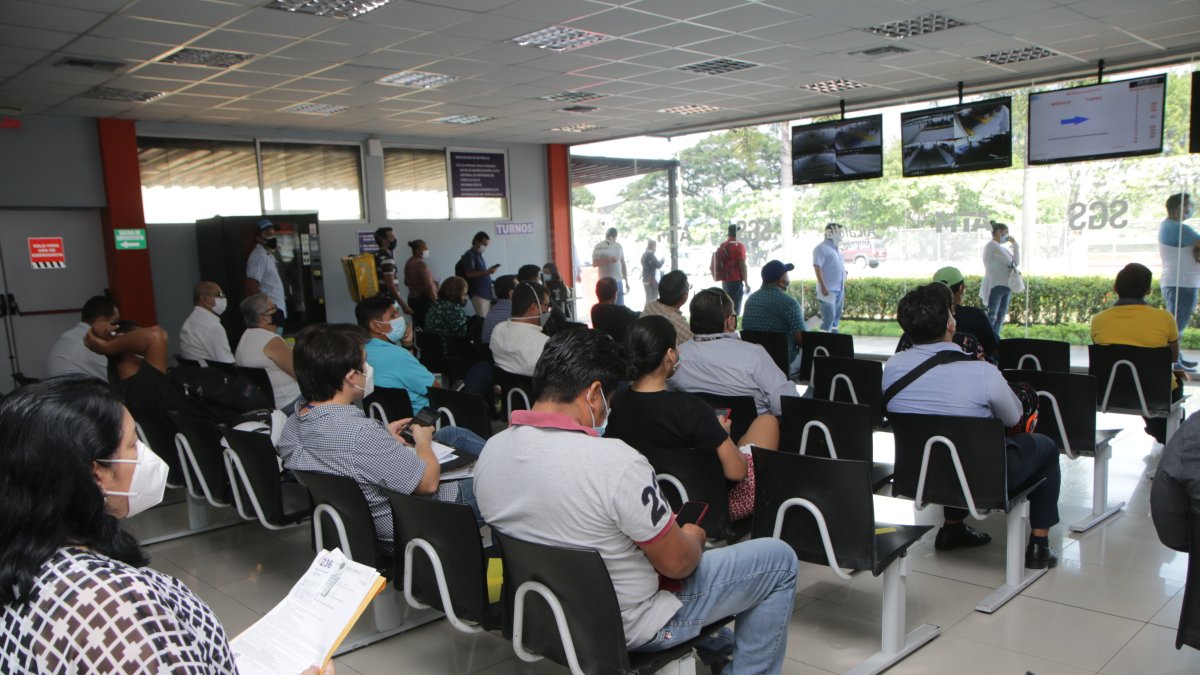 La AMT realizó un ajuste en la matriculación de vehículos nuevos en Quito.