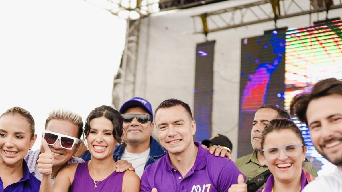 El presidente Daniel Noboa durante la campaña de las elecciones generales de 2025.