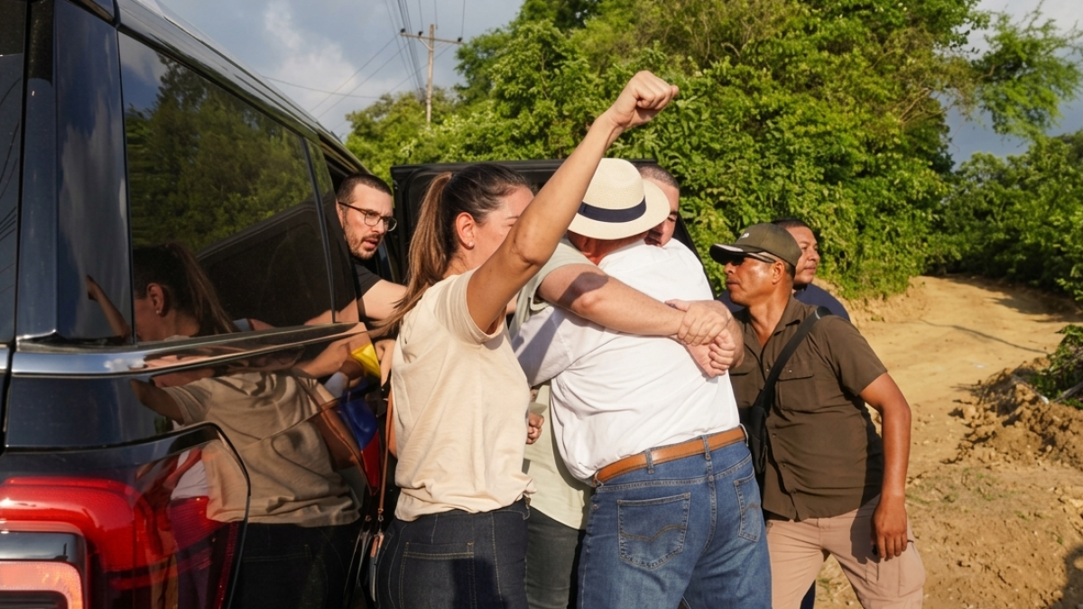 “No hay nada más doloroso que saber que él puede estar en casa, pero no lo está”, expresó Fiorella Ycaza, esposa de Aquiles Álvarez.