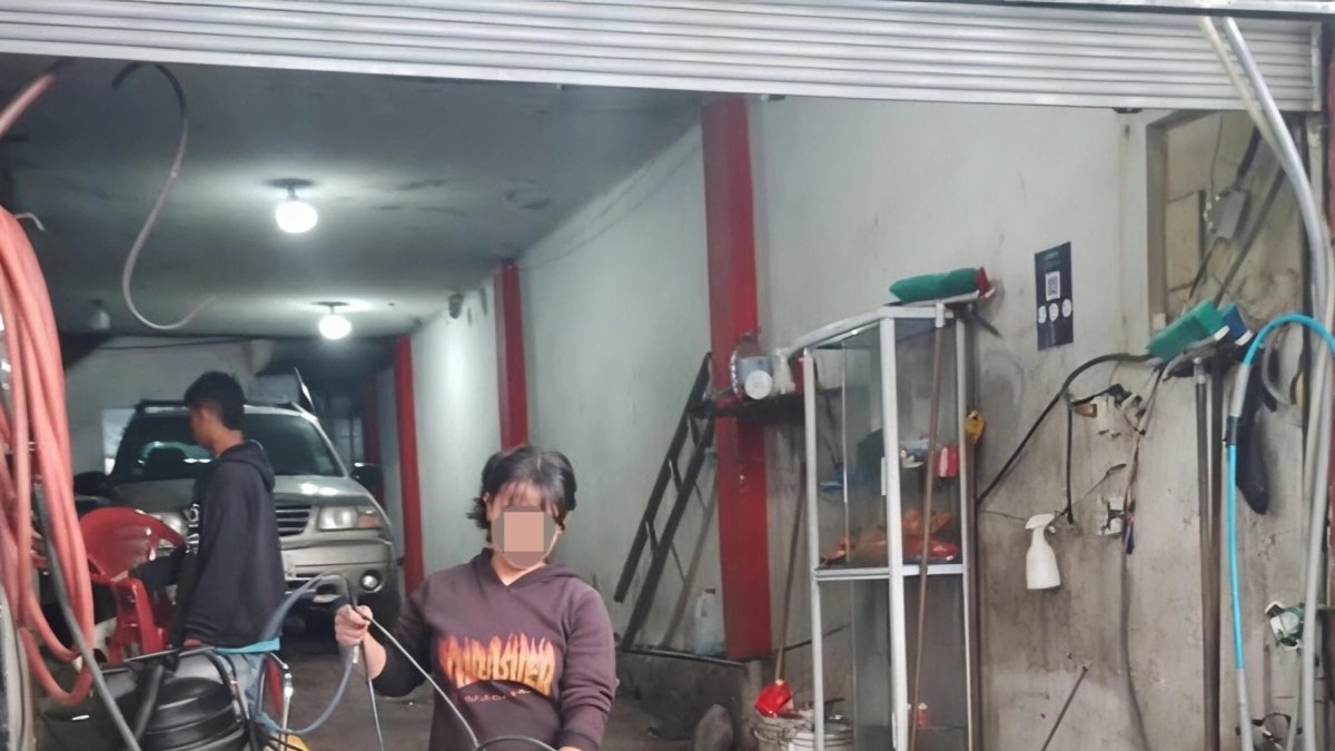 Según la AMC, los vehículos eran lavados directamente sobre la calzada.