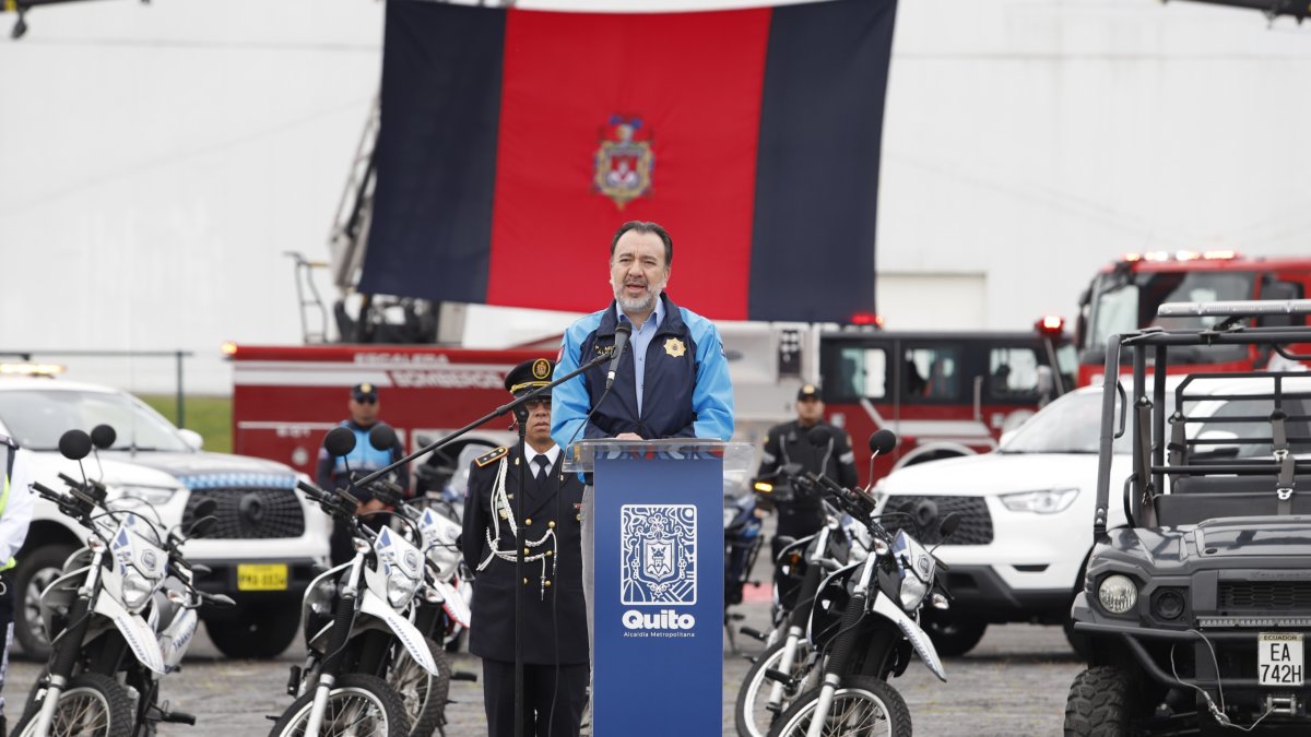 Pabel Muñoz habló sobre fusionar ciertas empresas municipales.