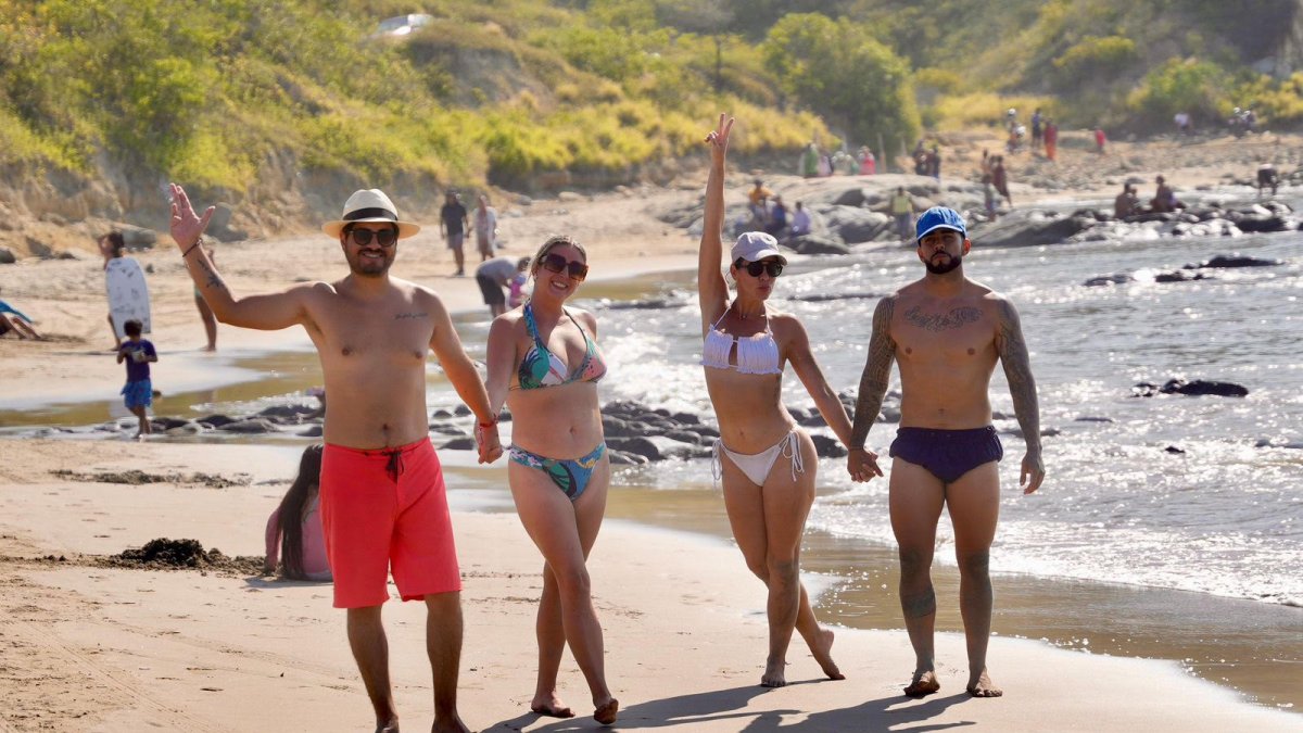 Las playas de Manta fueron muy visitadas por los turistas durante el feriado de Semana Santa