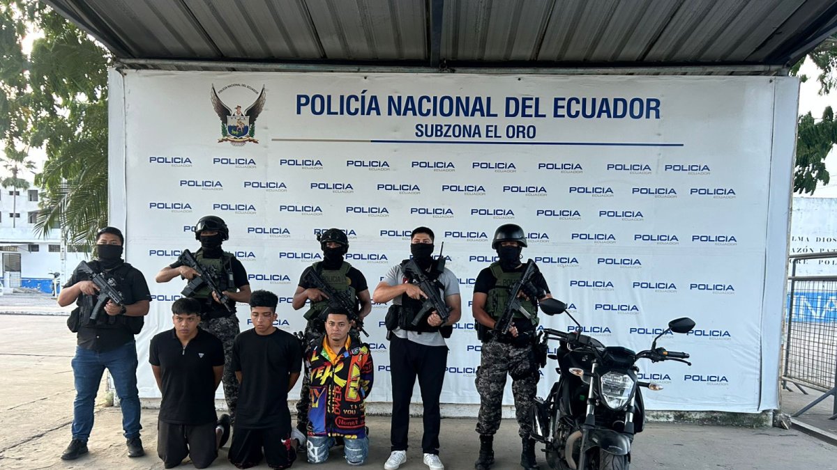 La Policía ejecutó una serie de operativos simultáneos contra delitos de secuestro y extorsión en al menos 12 provincias del país.
