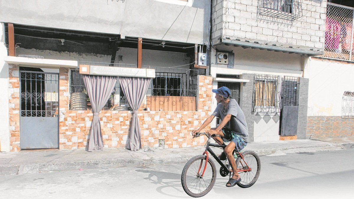 Al velorio solo acudieron familiares y amigos muy cercanos de las víctimas que fueron atacadas en Cristo del Consuelo.
