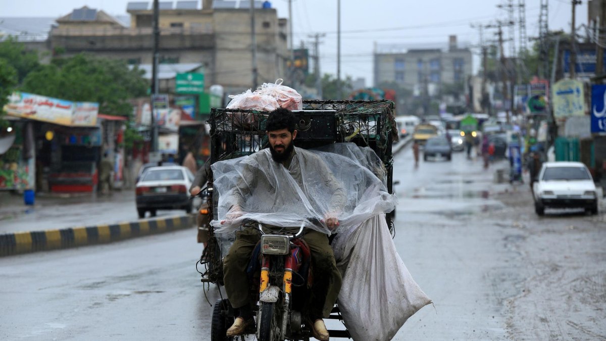 Peshawar, Pakistán, este 30 de marzo