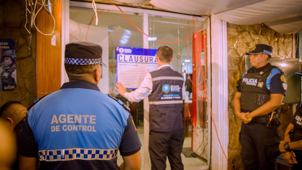 Clausura de cangrejal en Sauces 6, norte de Guayaquil