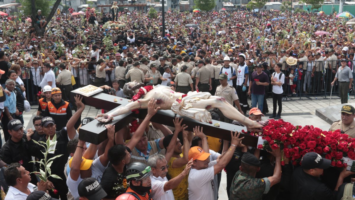 En Ecuador, miles de personas llevan nombres inspirados en la fe, una tradición que se mantiene generación tras generación.