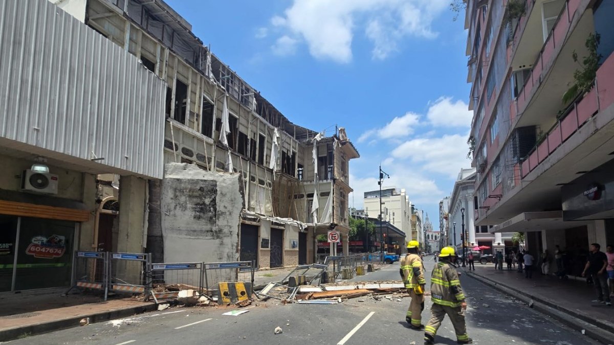 La Casa Tola se cae a pedazos desde 2022, cuando colapsó parte de su fachada. Desde entonces, no se ha trabajado en su reparación.