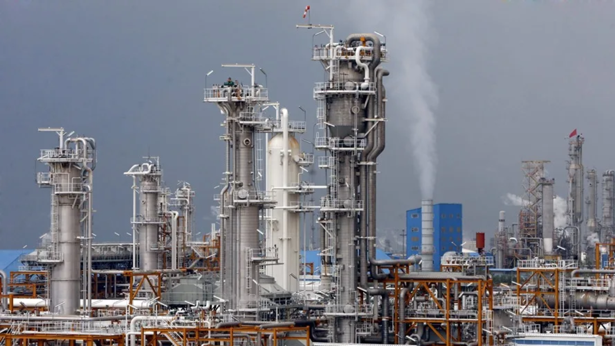 Las instalaciones petroquímicas de Pars Sur, situadas en Asaluyeh, al suroeste de Irán, fueron alcanzadas este lunes por un ataque aéreo israelí.