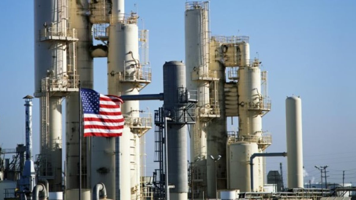 Planta industrial petrolera, en Estados Unidos.