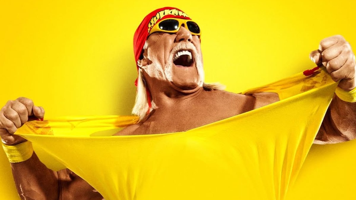 Hulk Hogan fue el comisionado de Real American Freestyle y firmó con la WWE como embajador de la marca