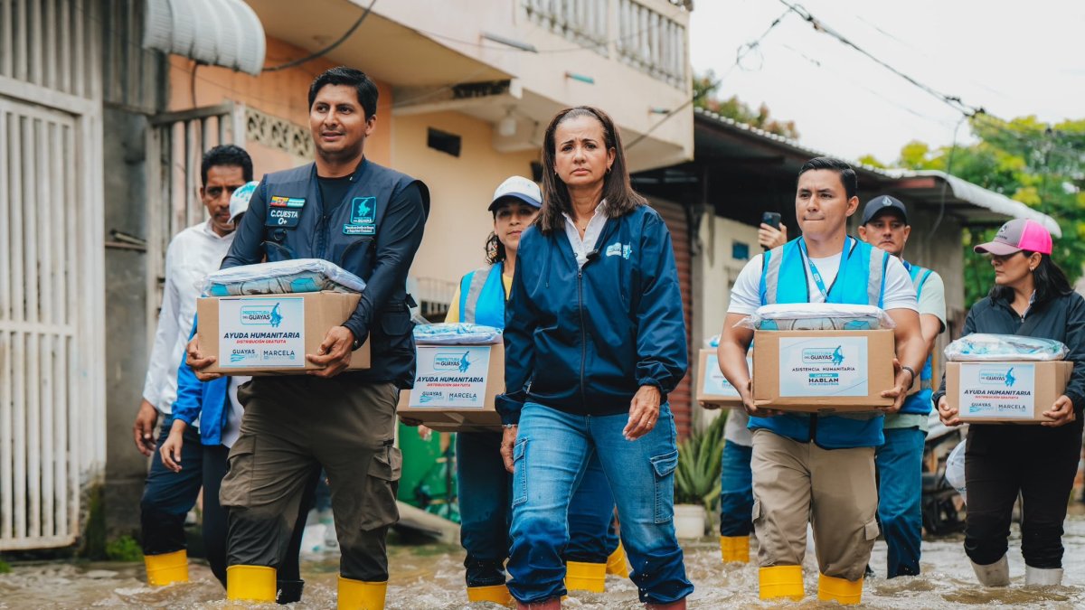Marcela Aguiñaga anunció su renuncia a la Prefectura del Guayas en un mensaje marcado por su situación familiar.
