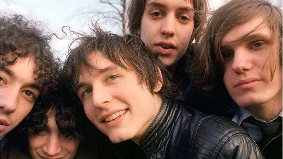 El disco está programado para el vernano de 2026.