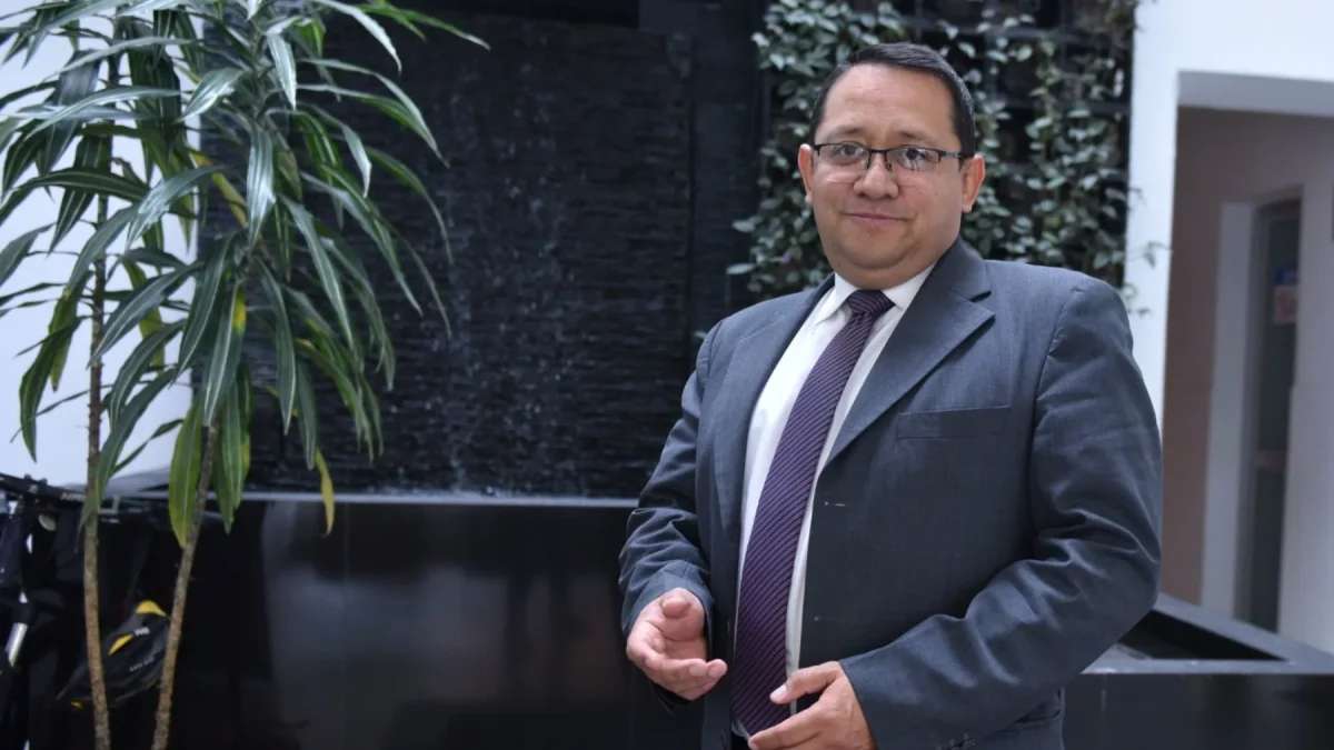 Mauricio Torres, contralor general, anuncia acciones de control en Municipios y prefecturas de Ecuador.