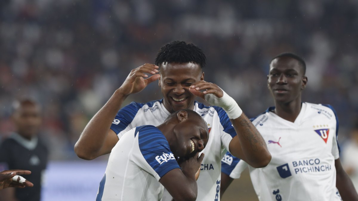 Liga de Quito visita a Always Ready en la fecha 1 de la Copa Libertadores.