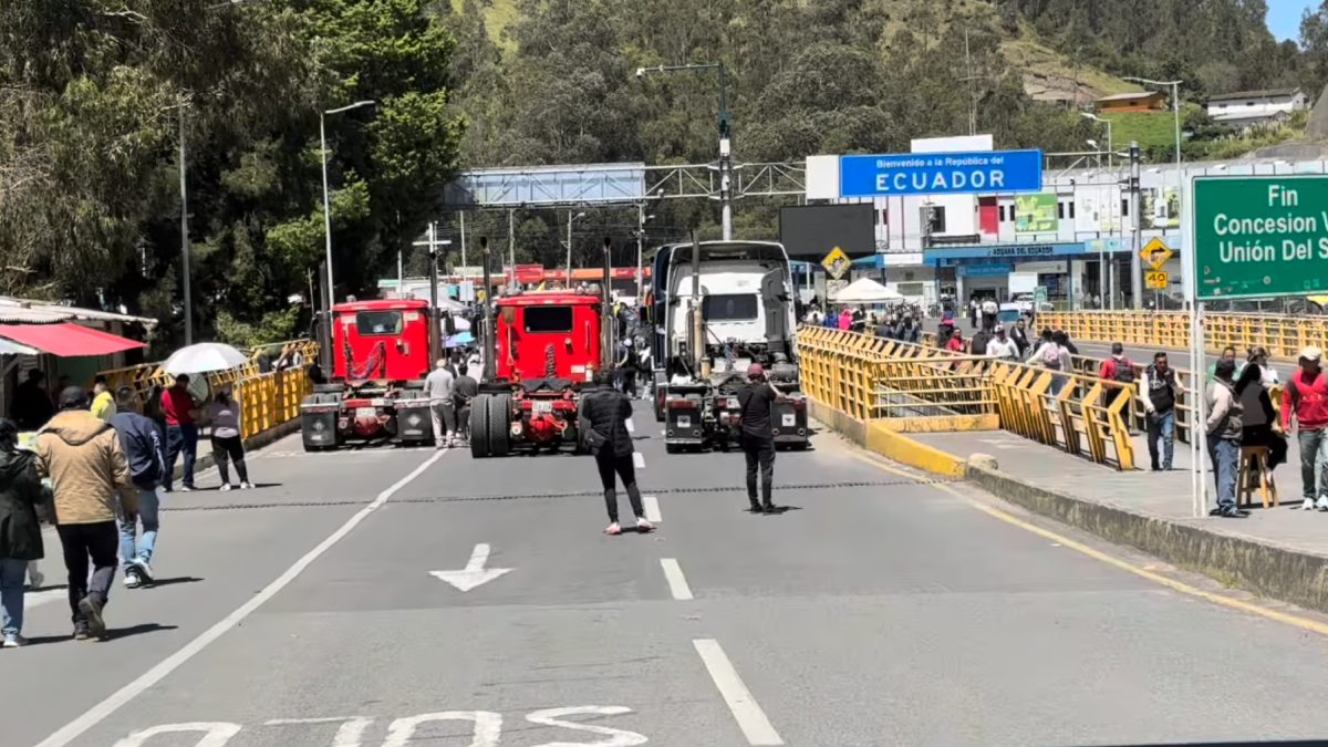 Gremios productivos del Carchi se plantean la posibilidad de migrar a trabajar en la frontera con Perú