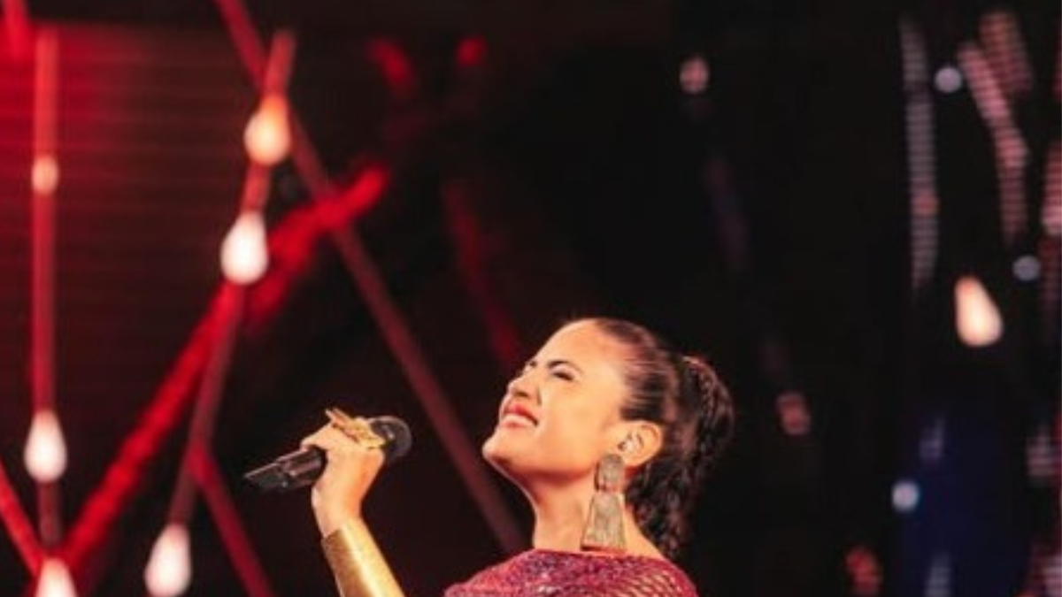 La cantante ecuatoriana Brenda durante su presentación.