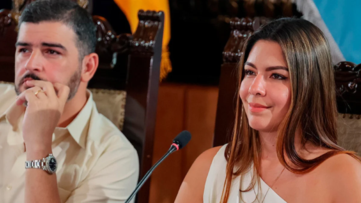 Tatiana Coronel se mantiene como alcaldesa subrogante ante la ausencia de Álvarez