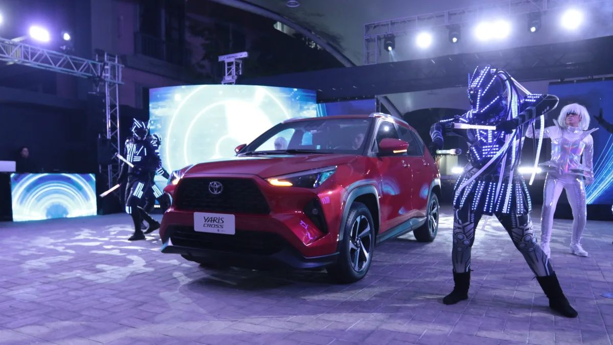 Toyocosta presento en el teatro Sánchez Aguilar el nuevo Yaris Cross.