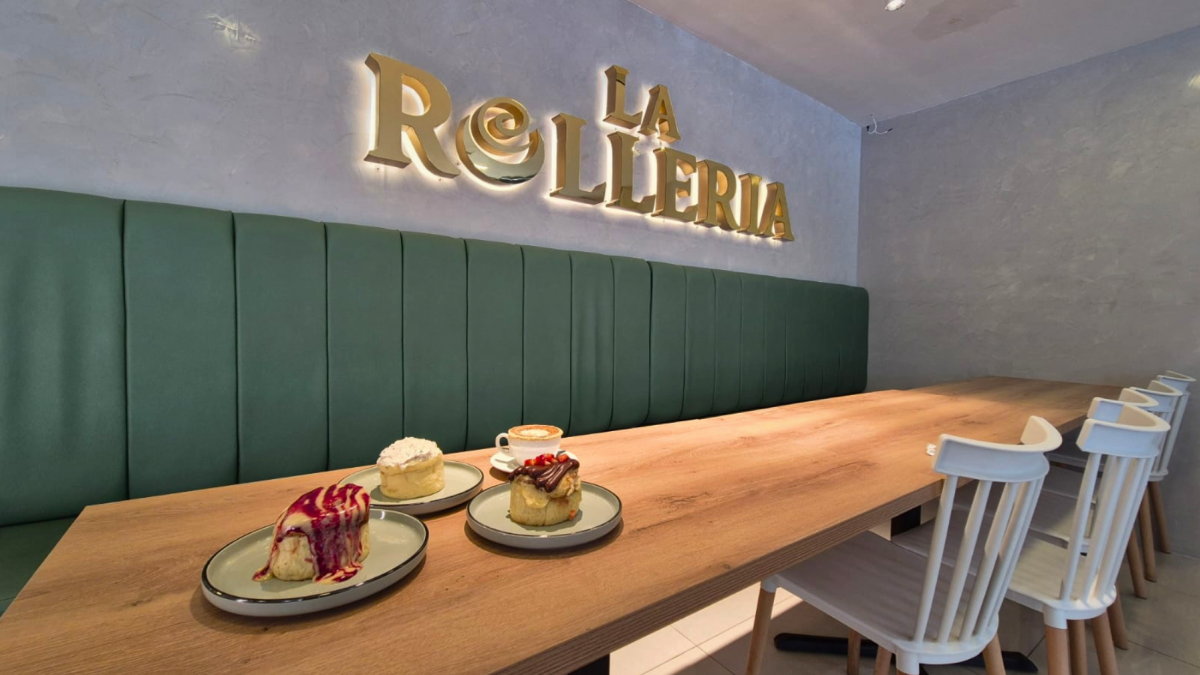 La Rollería se ha convertido en el epicentro de los amantes de los rollos de canela.