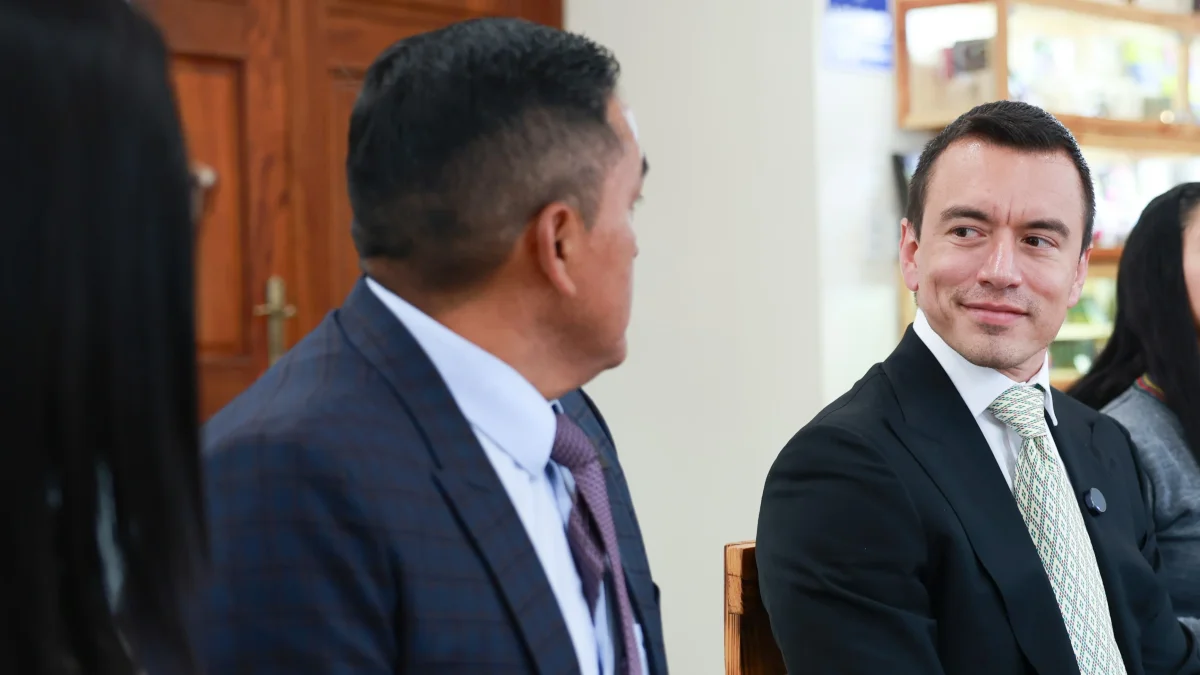 El Gobierno de Daniel Noboa recibió críticas por cobrar IVA en ciertos alimentos. Luego, alargó el feriado y amplió compensaciones para congraciarse.