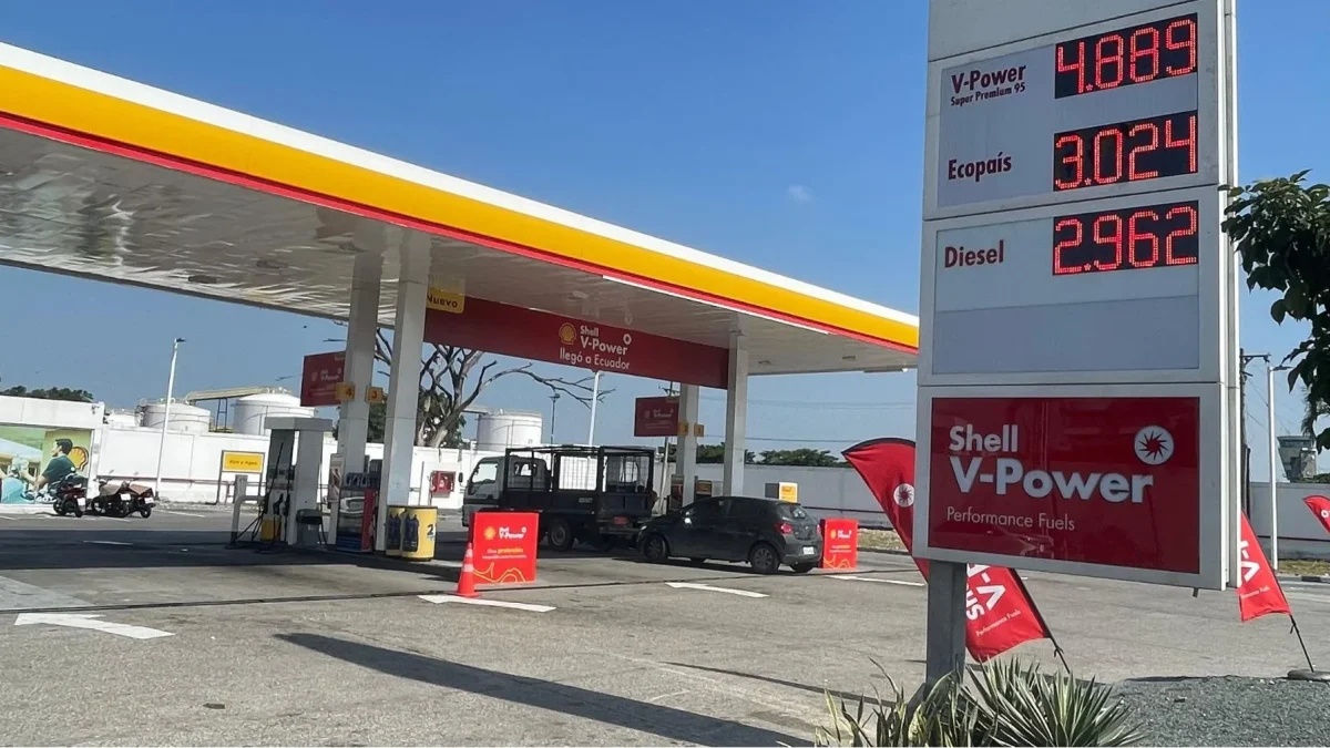 ARCH fijó precios de gasolina y diésel en Ecuador desde el 12 de abril hasta mayo de 2026.
