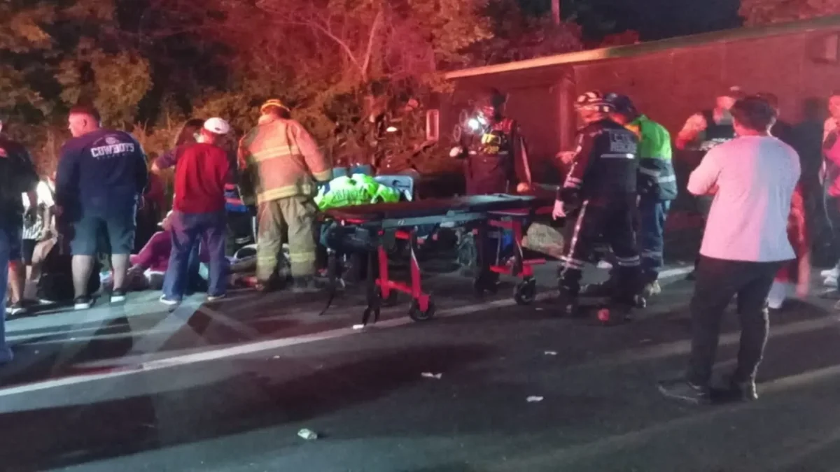 El accidente se reportó la madrugada de este domingo.