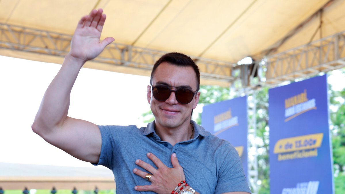 El presidente ecuatoriano Daniel Noboa ve con buenos ojos los posibles finalistas de las elecciones en Perú