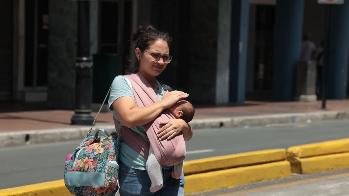 Guayaquil enfrenta una semana de calor extremo, con temperaturas de hasta 35 °C y sensación térmica cercana a los 39 °C.