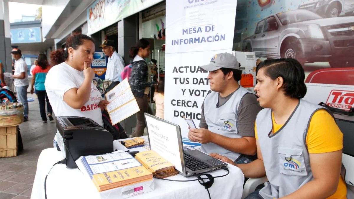 En otros países, como Chile, Costa Rica y México, las fechas electorales tienen protección constitucional reforzada y los organismos administrativos no pueden modificarlas .