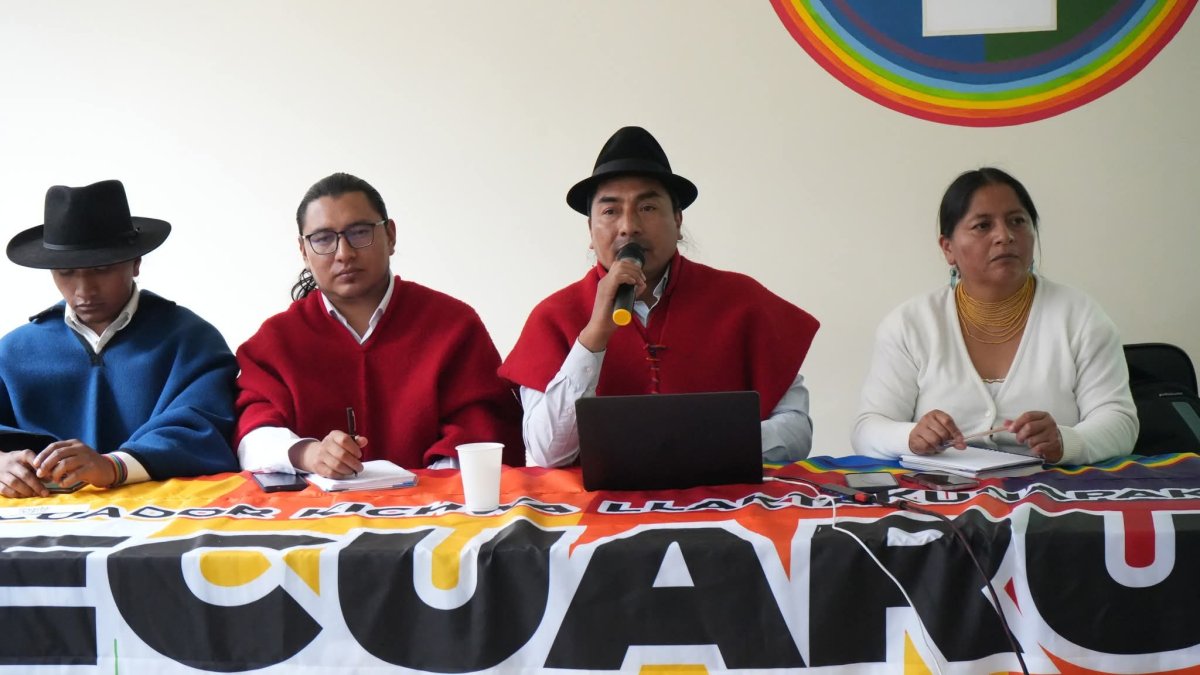 Conaie advierte que el alza de combustibles en Ecuador ya impacta en transporte, alimentos y economía familiar.