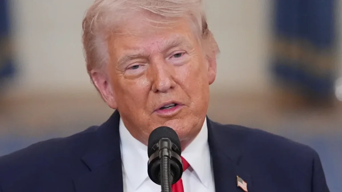 El mandatario justificó la publicación asegurando que pensó que se trataba de él como médico vinculado a la Cruz Roja.