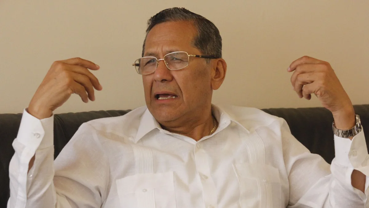 Luis Almeida fue asambleísta por Guayas y concejal de Guayaquil. Abogado especializado en Derecho Constitucional, doctor en Jurisprudencia y magíster en Comunicación y Desarrollo. Integró el Congreso Nacional entre 1994 y 2007, y posteriormente la Asamblea Nacional entre 2013 y 2023