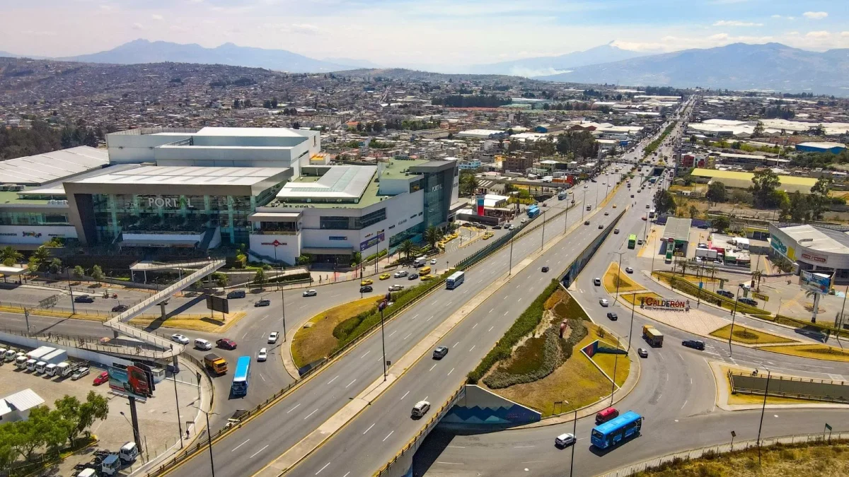 Imagen referencial. En Carapungo, inspectores de la Arcsa revisaron varias panaderías.