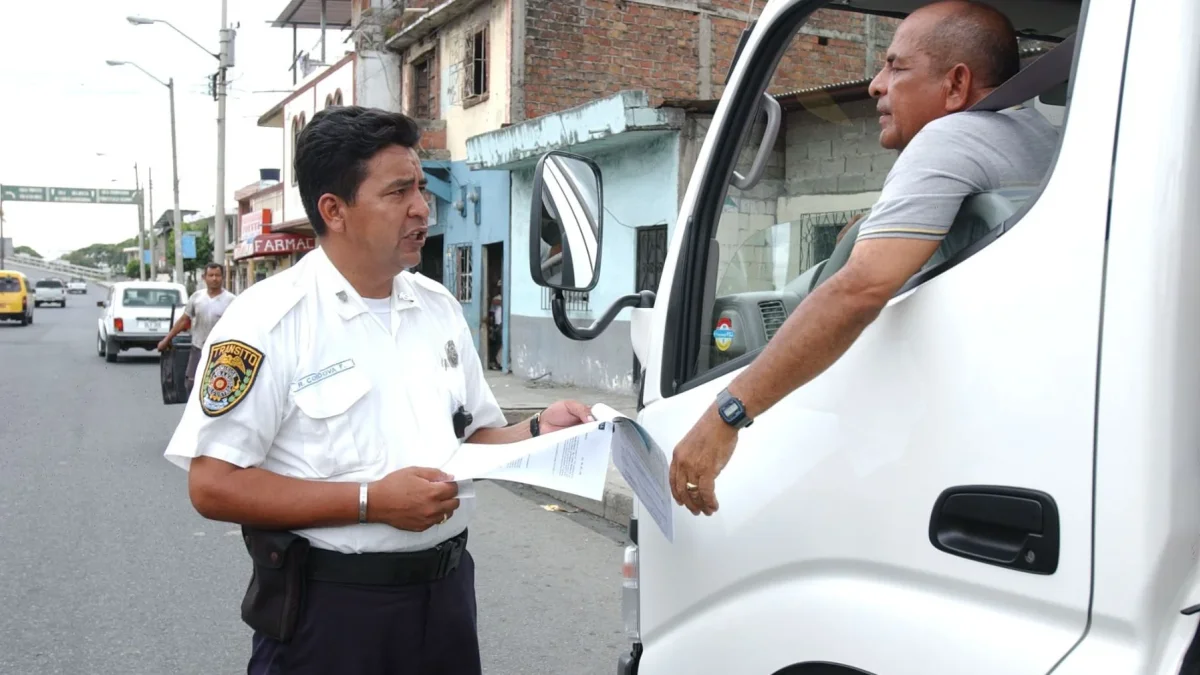 Si queremos combatir y eliminar la corrupción de la que tanto nos quejamos, debemos empezar por ser honestos nosotros mismos.