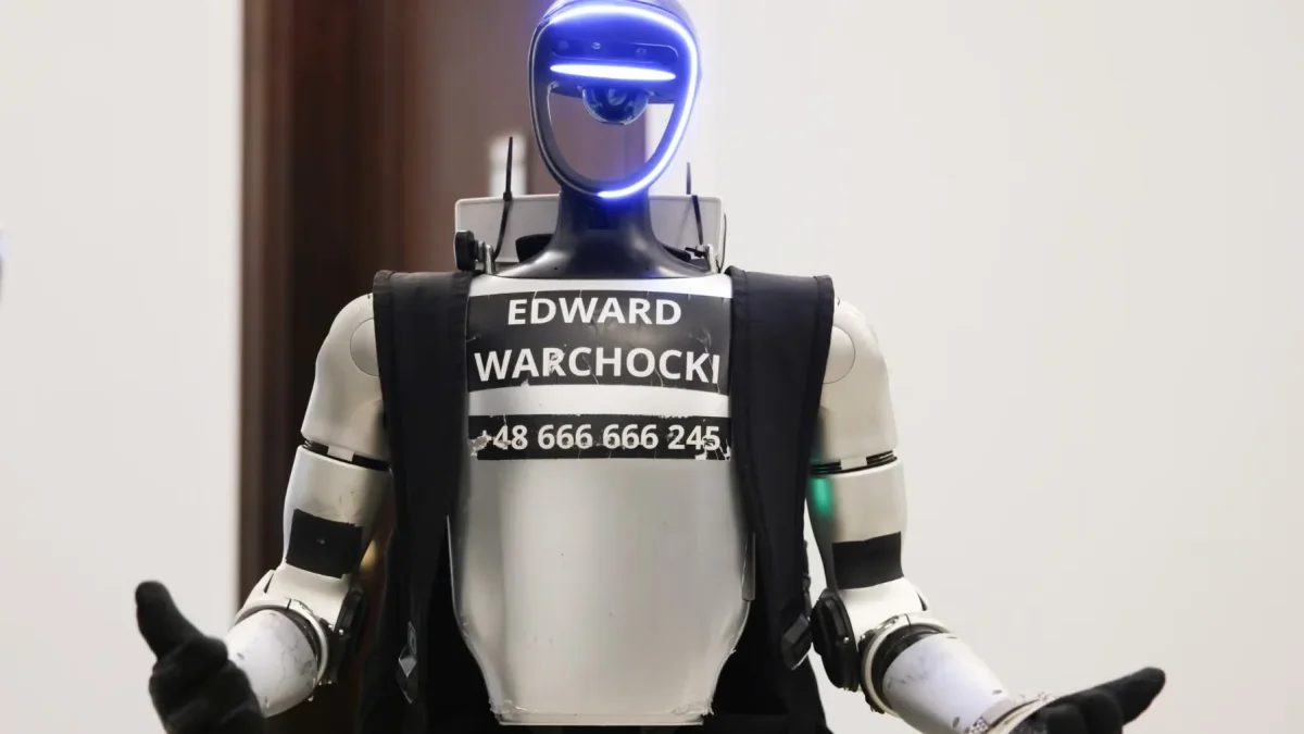 La viralidad del video de Edward ha generado dudas sobre si era real o creado con IA.