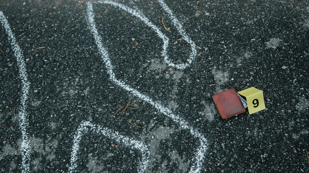 Un hombre fue asesinado en un ataque armado afuera de una urbanización en La Aurora. Foto referencial.