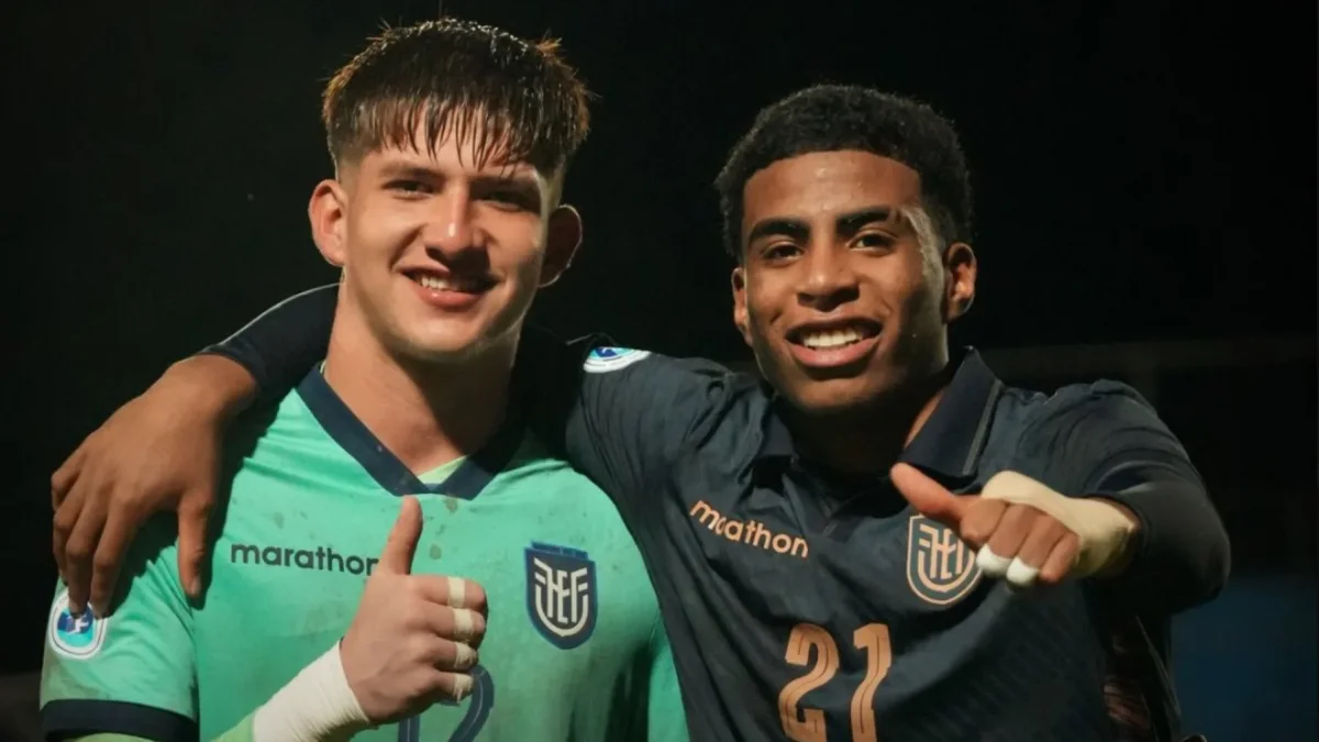 Dos jugadores de la Selección de Ecuador Sub 17.