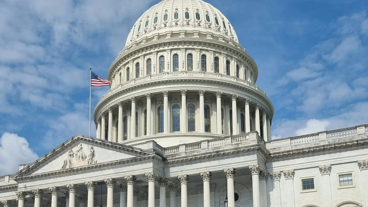 El Capitolio en Washington, sede del Congreso de EE. UU., donde se definieron las nuevas restricciones de visas para América Latina y el Caribe.