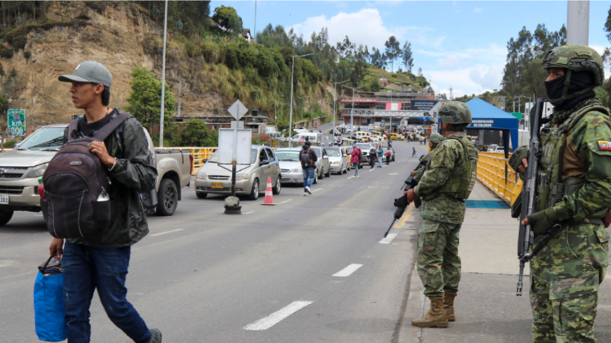 Propuesta de decreto de Colombia para imponer aranceles escalonados del 35%, 50% y 75% a productos de Ecuador desde mayo de 2026
