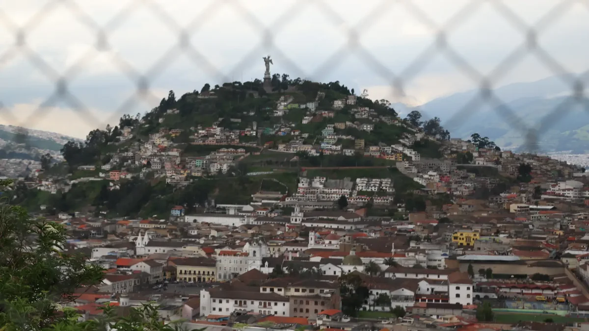 El tradicional barrio San Juan vuelve a ser tendencia en Quito con sus miradores, huecas históricas y nuevos emprendimientos que impulsan el turismo local.