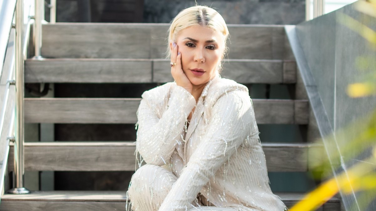 La excantante ahora es comentarista de farándula.