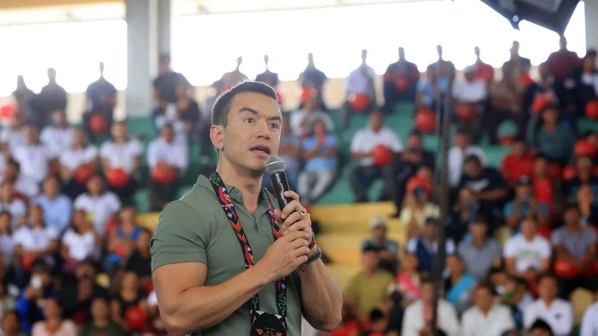 El presidente Daniel Noboa participó en el encuentro de nacionalidades amazónicas en Puyo, Pastaza, el viernes 17 de abril.