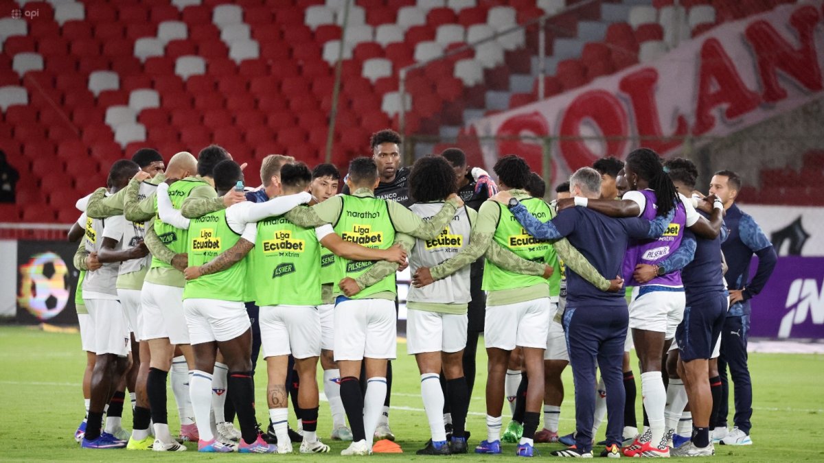 La educación financiera a los jugadores en los clubes es clave para evitar problemas en el retiro.